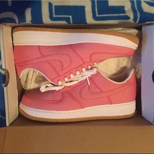 Nike Air Force One LV8 Size 10.5